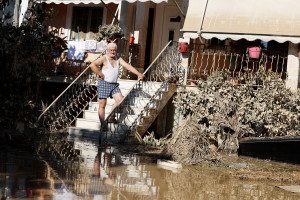 ΕΕΣ: Απλός εικονογραφημένος οδηγός με τα μέτρα προστασίας μετά τις πλημμύρες