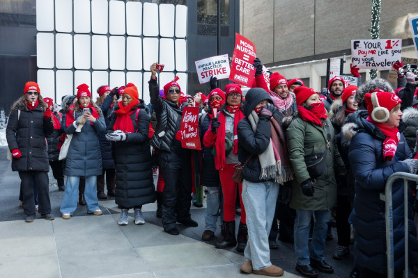 Νέα Υόρκη: Συμφωνίες νοσηλευτών με τους εργοδότες έπειτα από ένα μήνα απεργίας