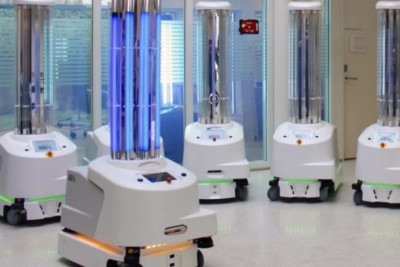 Φθάνουν και στα νοσοκομεία Ελλάδας τα πρώτα ρομπότ απολύμανσης της ΕΕ