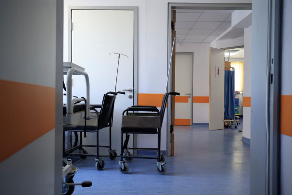 Κατεπείγουσα ΕΔΕ για τον θάνατο ασθενούς έπειτα από επίσκεψη σε Κέντρο Υγείας της Σαλαμίνας