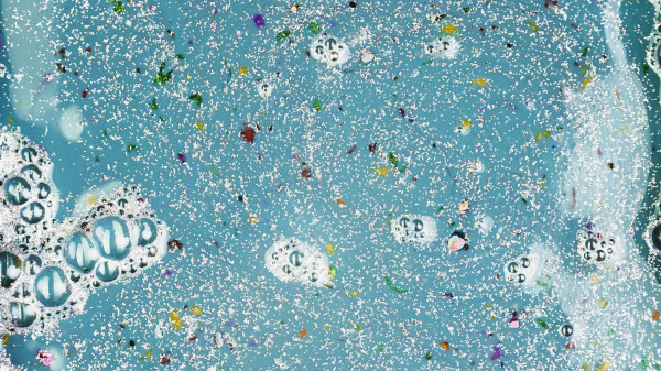 Εντοπίστηκαν μικροπλαστικά στο 90% των καρκινικών όγκων του προστάτη