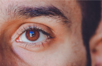 Λέιζερ ματιών: Η FDA προειδοποιεί πως εκτός από τα ποσοστά επιτυχίας, υπάρχουν και επιπλοκές