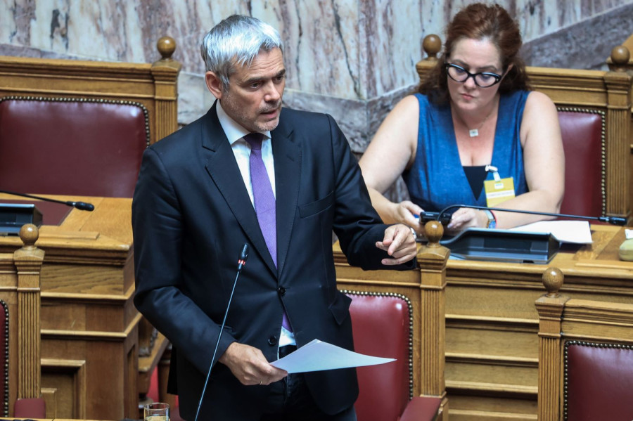 Καραγκούνης: Ενίσχυση του πλαισίου προστασίας της υγείας και ασφάλειας των εργαζομένων