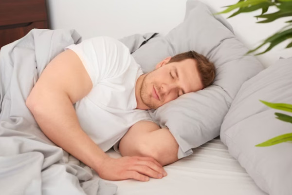 Ύπνος: Αυτή την ώρα πρέπει να κοιμάστε αν θέλετε δυνατή καρδιά σύμφωνα με τους επιστήμονες