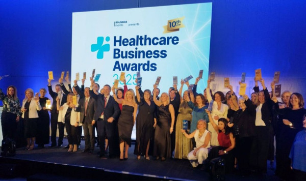 Healthcare Business Awards 2025: Δύο βραβεία για τη Νοσηλευτική Υπηρεσία του «Παπανικολάου»