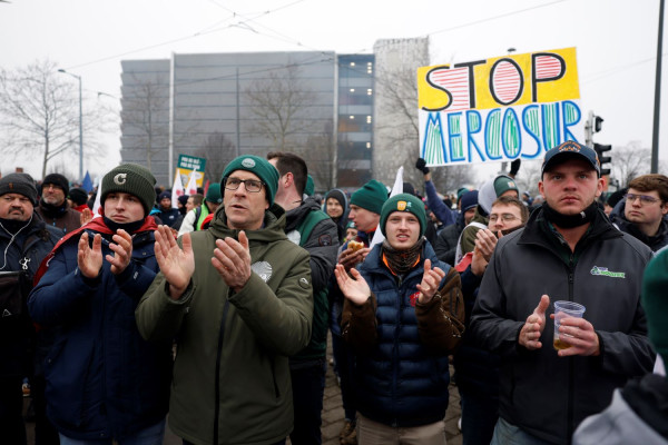Ανήσυχοι και προβληματισμένοι οι πτηνοτρόφοι για την εμπορική συμφωνία ΕΕ–Mercosur