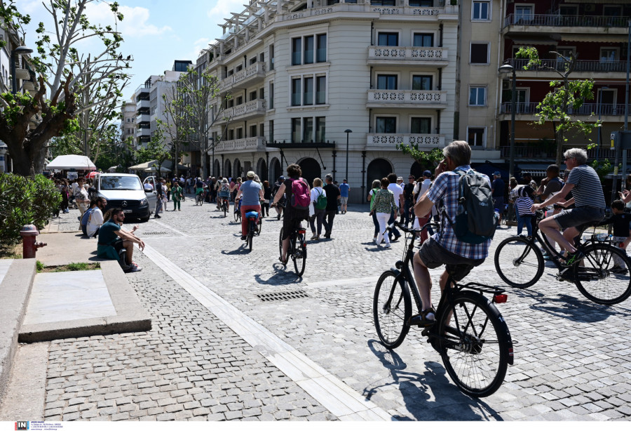 Σήμερα οι τελικές αποφάσεις για τις μάσκες και αναμονή αναμνηστικής δόσης για όλους από Σεπτέμβριο