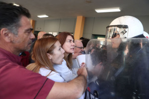 ΕΕΠΕ: «Λύση και όχι εντάσεις στο πρόβλημα της έλλειψης παθολόγων στα νοσοκομεία και την ΠΦΥ»