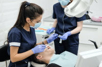 Διευκρινίσεις για ασθενείς και συνοδούς που επισκέπτονται οδοντιατρεία