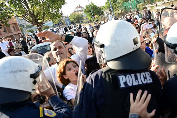 ΟΕΝΓΕ για τα γεγονότα στο «Αττικό» - «Θέλουν να κρύψουν την αθλιότητα των ράντζων και των κλειστών χειρουργείων»
