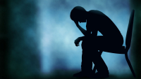 Ερευνα : Πως σχετίζεται η αύξηση του ελάχιστου μισθού με τις αυτοκτονίες