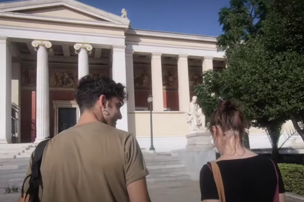 Το σποτάκι του ΕΚΠΑ για τους εμβολιασμούς (vid)