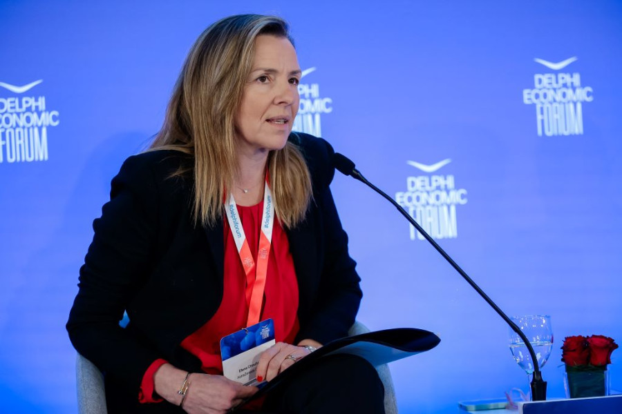 Η Πρόεδρος και Διευθύνουσα Σύμβουλος της AstraZeneca Ελλάδας και Κύπρου Έλενα Χουλιάρα στο 11ο Οικονομικό Φόρουμ των Δελφών.