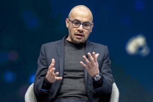 Χασάμπης (DeepMind): Η τεχνητή νοημοσύνη θα ανακαλύπτει νέα φάρμακα μέσα σε λίγους μήνες