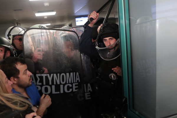 Εργαζόμενοι Νοσοκομείου Νίκαιας: «Τα ΤΕΠ που εγκαινιάστηκαν έχουν πλημμυρίσει ήδη τρεις φορές»