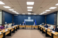 Ενημέρωση Κικίλια - Τσιόδρα σε κοινοβουλευτικούς εκπρόσωπους για τον κορονοϊό