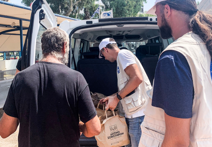 Προσφορά γευμάτων στους Γιατρούς του Κόσμου από την Προεδρία της Δημοκρατίας