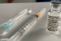 Κορονοϊός: Αναμένονται τα αποτελέσματα των δοκιμών του εμβολίου που παρέχει &quot;διπλή προστασία&quot;
