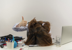 Τι συμβαίνει στο σώμα σας όταν δεν αντέχετε τη δουλειά σας