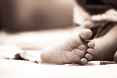 Η ζωή νικά τον κορονοϊό: Είκοσι γυναίκες έχουν γεννήσει υγιή βρέφη στο Αττικό Νοσοκομείο
