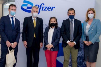 Επίσκεψη του Πρέσβη των Η.Π.Α. στην Ελλάδα στο Κέντρο Ψηφιακής Καινοτομίας της Pfizer