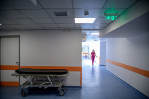«Ανυπόφορες συνθήκες σε δύο κέντρα υγείας της Ελευσίνας λόγω μη λειτουργίας του κλιματισμού»