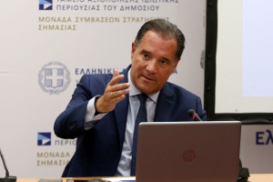 Ο Γεωργιάδης διαψεύδει τα στοιχεία του ΠΙΣ για τις αποχωρήσεις και τις προσλήψεις γιατρών