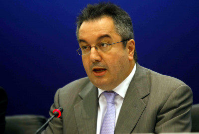 Κορονοϊός : Ο Ηλίας Μόσιαλος εκπρόσωπος της Ελλάδας στους διεθνείς οργανισμούς